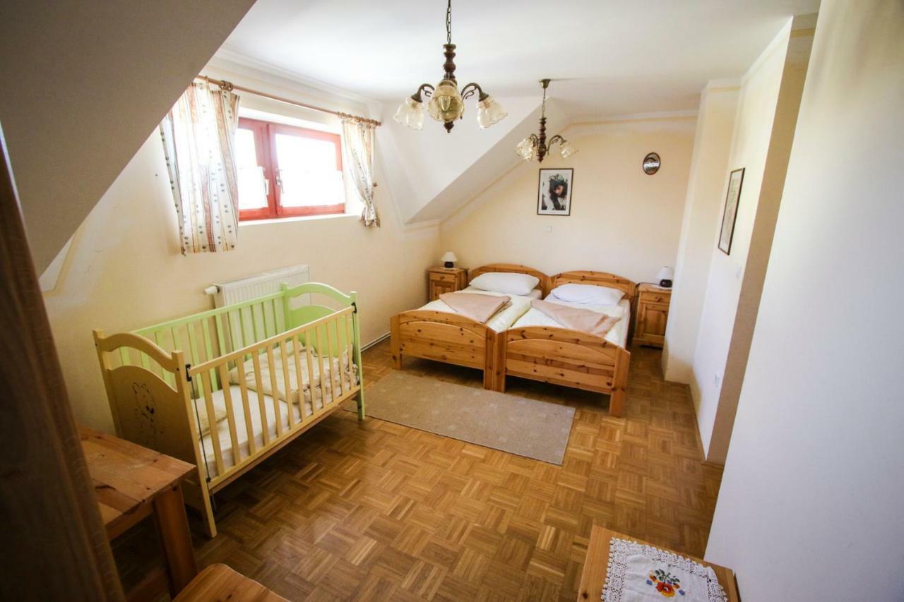 Moj Dom-Toplak Hotel Jursinci Zewnętrze zdjęcie